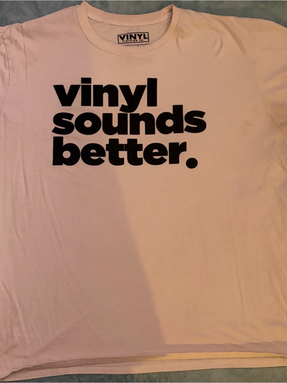 VINYL Clothing Co. 'Vinyl Sounds Better' Short Sleeve White-ish Tee XL